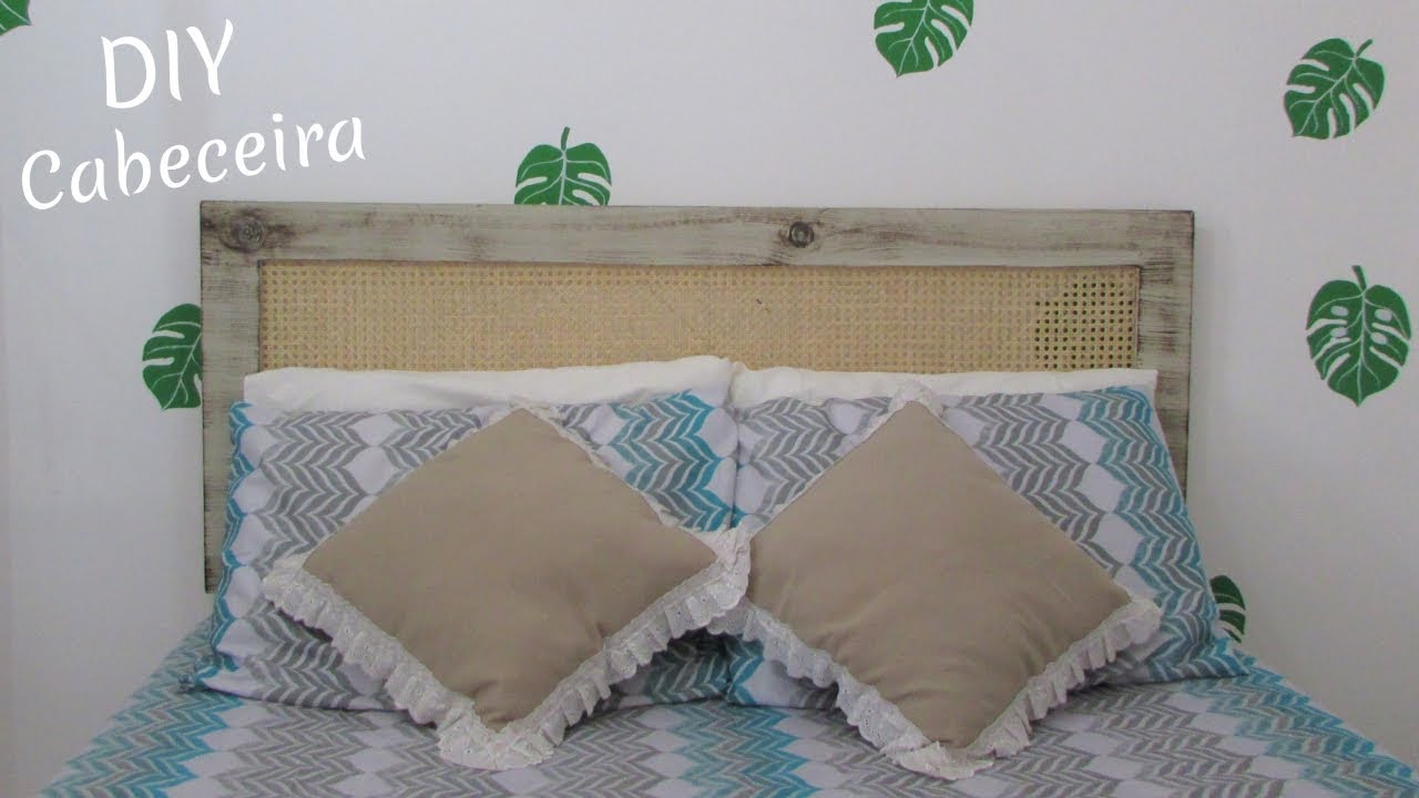 DIY Cabeceira feita com palhinha indiana natural
